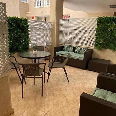 Комфортабельные Апартаменты С Большой Террасой Torrevieja Exteriör bild